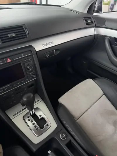 Audi S4 V8 quattro — Break sportif haute performance, 344 ch de pure adrénaline — tableau de bord