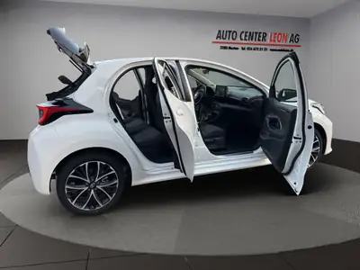 Toyota Yaris 1.5 Teamplayer e-CVT — Hybride performant, nouveau véhicule, garantie étendue — Miniature 21