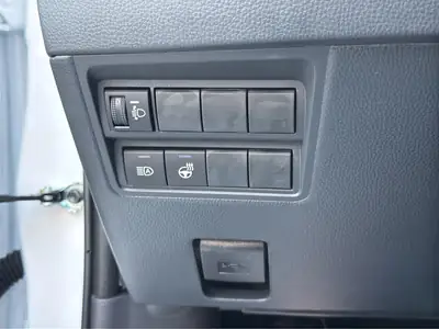 Toyota Yaris 1.5 Teamplayer e-CVT — Hybride performant, nouveau véhicule, garantie étendue — Miniature 24