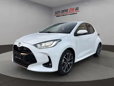 Toyota Yaris 1.5 Teamplayer e-CVT — Citadine hybride écologique, quasi neuve — côté
