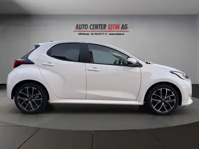 Toyota Yaris 1.5 Teamplayer e-CVT — Citadine hybride écologique, quasi neuve — Miniature 7