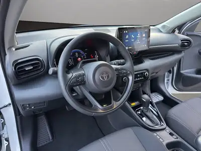 Toyota Yaris 1.5 Teamplayer e-CVT — Citadine hybride écologique, quasi neuve — Miniature 10