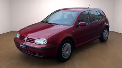 VW Golf 1.8 20V 1998 — Berline compacte fiable, essence automatique, sans sinistre — Außenansicht