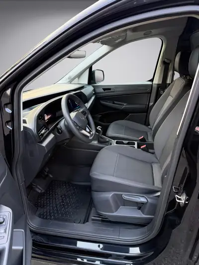 VW Caddy Cargo 2.0 TDI Maxi — Utilitaire diesel robuste, équipé et économique — Miniature 11