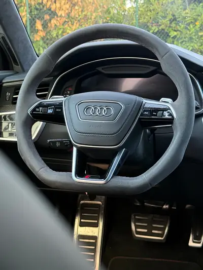 Audi RS6 Avant 4.0 TFSI V8 Performance — Berline de luxe 630 ch, première main — Miniature 10