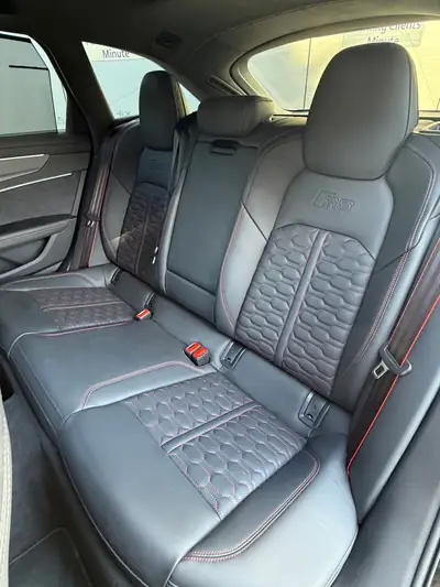 Audi RS6 Avant 4.0 TFSI V8 Performance — Berline de luxe 630 ch, première main — Miniature 16