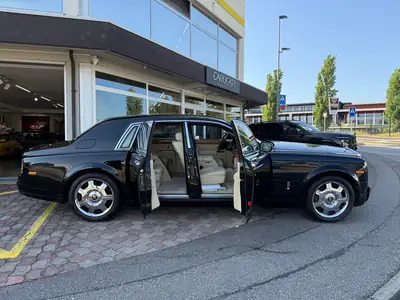 Rolls-Royce Phantom 6.7 V12 — Luxe intemporel, kilométrage d'origine exceptionnel — tableau de bord
