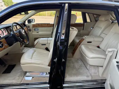 Rolls-Royce Phantom 6.7 V12 — Luxe intemporel, kilométrage d'origine exceptionnel — Miniature 13