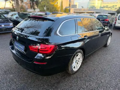BMW 520d Touring Steptronic — Break diesel fiable, 322'000 km, sans sinistre — tableau de bord