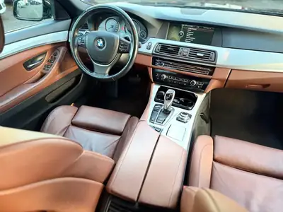 BMW 520d Touring Steptronic — Break diesel fiable, 322'000 km, sans sinistre — Miniature 9