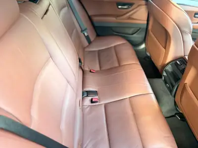 BMW 520d Touring Steptronic — Break diesel fiable, 322'000 km, sans sinistre — Miniature 8