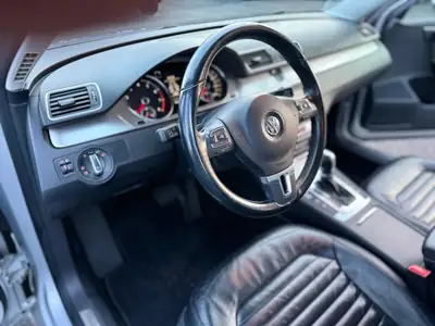 VW Passat 1.8 TSI Comfortline — Berline élégante, moteur turbo performant — Miniature 8