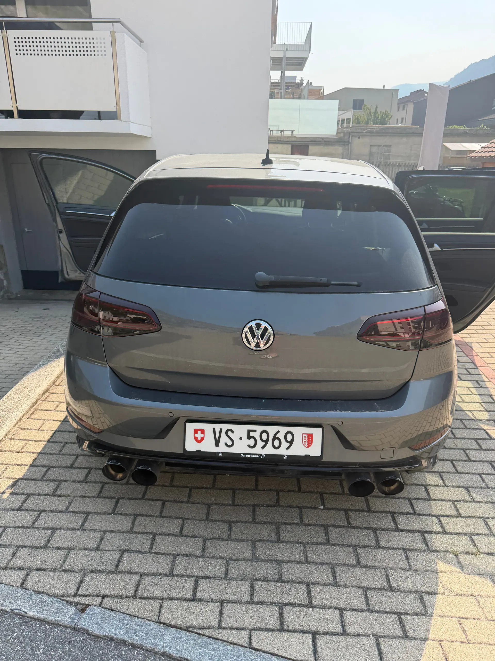 Volkswagen Golf 2017 occasion Gampel — 3