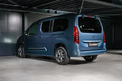 Toyota Proace City Verso — Monospace 7 places, diesel automatique, faible kilométrage — Miniature 8