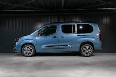Toyota Proace City Verso — Monospace 7 places, diesel automatique, faible kilométrage — Miniature 9