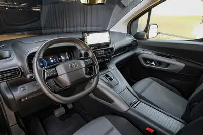 Toyota Proace City Verso — Monospace 7 places, diesel automatique, faible kilométrage — Miniature 14