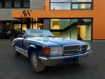 Mercedes-Benz 280 SL — Cabriolet de légende, véhicule vétéran impeccable — Miniature 8