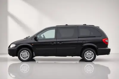 Chrysler Grand Voyager 2.8 CRD — Monospace 7 places fiable et spacieux, idéal famille — Seitenansicht