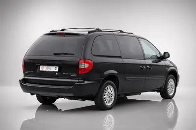 Chrysler Grand Voyager 2.8 CRD — Monospace 7 places fiable et spacieux, idéal famille — Armaturenbrett
