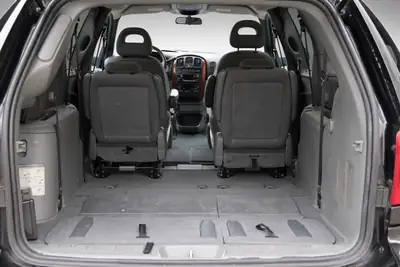 Chrysler Grand Voyager 2.8 CRD — Monospace 7 places fiable et spacieux, idéal famille — Miniatur 16