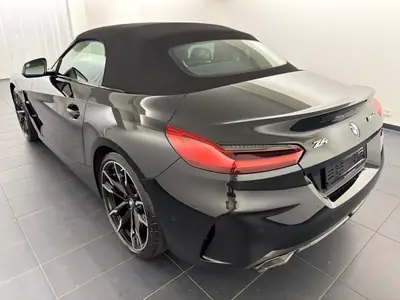 BMW Z4 M40i 2025 — Roadster sportif cabriolet, première main avec garantie constructeur — côté