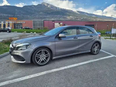 Mercedes-Benz A 180 AMG Line — Élégance compacte, 35 000 km seulement — Seitenansicht