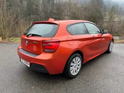 BMW 120d xDrive — Diesel performant, traction intégrale, révision à jour — rear view