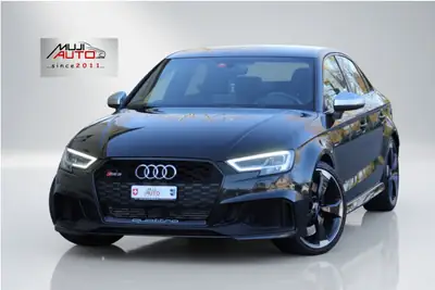 Audi RS3 Sedan 2.5 TSI Quattro — 400 ch, sportive allemande à bas kilométrage — vue extérieure