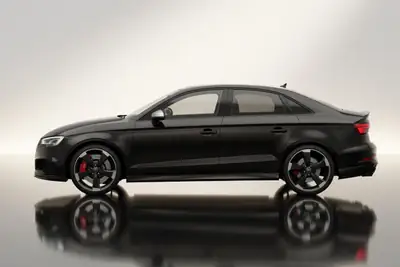 Audi RS3 Sedan 2.5 TSI Quattro — 400 ch, sportive allemande à bas kilométrage — côté