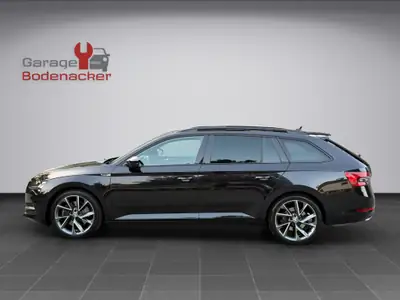Skoda Superb Combi 2.0 TSI SportLine Plus 4x4 — Break premium, 272 ch et traction intégrale — côté