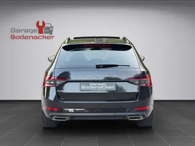 Skoda Superb Combi 2.0 TSI SportLine Plus 4x4 — Break premium, 272 ch et traction intégrale — Miniature 18