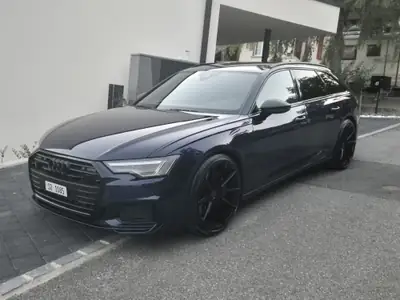 Audi A6 Avant 55 TFSI e — Hybride rechargeable, quattro sport et faible kilométrage — exterior view