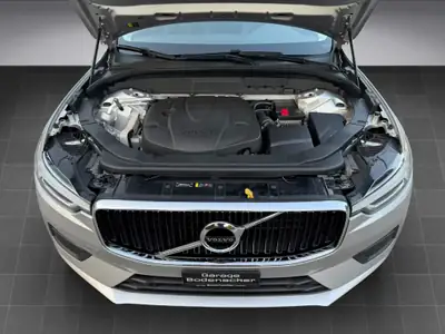 Volvo XC60 D4 AWD Momentum — SUV premium diesel, 96'300 km, tout équipé — Miniature 16