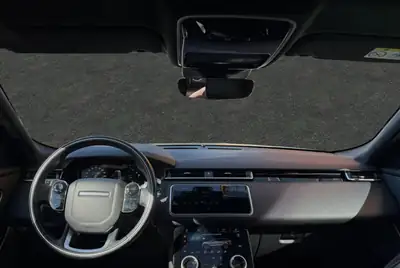 Range Rover Velar 2.0 D 240 — SUV premium diesel, équipements R-Dynamic haut de gamme — Miniature 9