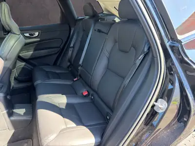 Volvo XC60 2.0 T8 TE XCENTRIC eAWD — SUV hybride rechargeable, 70'000 km, traction intégrale — Miniature 13