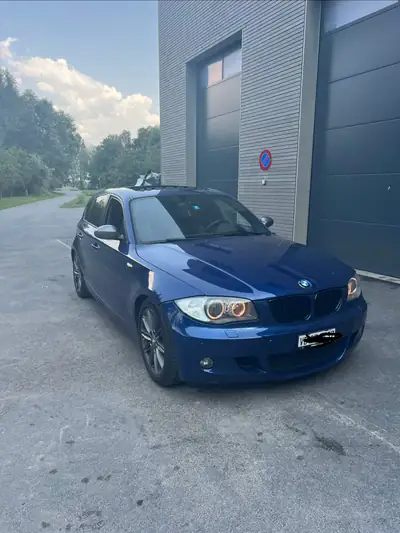 BMW 123d — Berline diesel performante, 190'000 km, sans sinistre — Seitenansicht