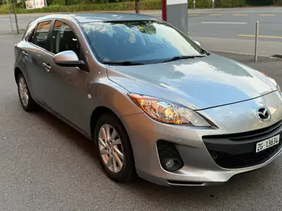 Mazda 3 1.6 Exclusive — Berline compacte fiable, 30 000 km seulement — vue extérieure
