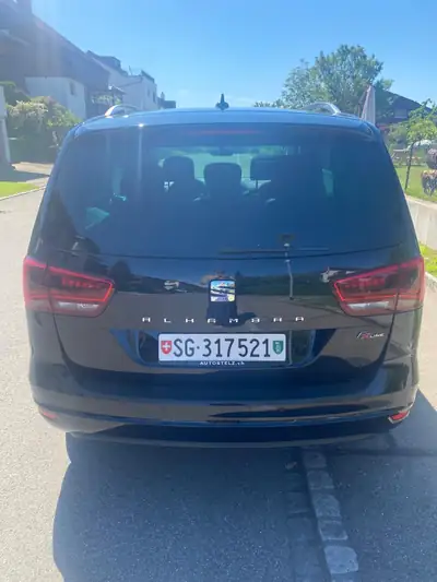 SEAT Alhambra 2022 — Monospace 7 places, DSG, cuir Alcantara et toit panoramique — interior
