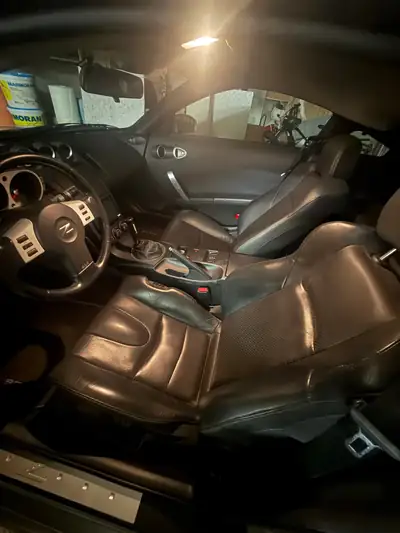 Nissan 350Z 3.5 V6 — Légendaire sportive japonaise, 280ch purs — dashboard