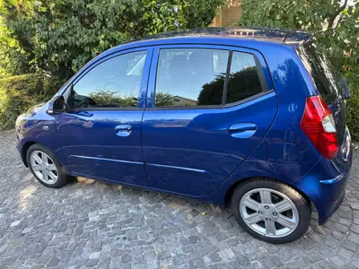 Hyundai i10 1.2 Style — Citadine économique et fiable, 87 000 km — rear view