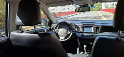 Toyota RAV-4 2.5 HSD Premium — SUV hybride fiable, 93'000 km, sans sinistre — Detail
