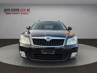 Skoda Octavia Combi 1.4 TSI — Familiale robuste, sans accident, sièges chauffants — vue extérieure