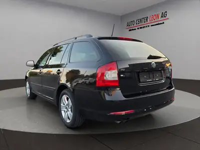 Skoda Octavia Combi 1.4 TSI — Familiale robuste, sans accident, sièges chauffants — intérieur