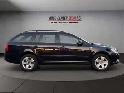 Skoda Octavia Combi 1.4 TSI — Familiale robuste, sans accident, sièges chauffants — Miniature 7