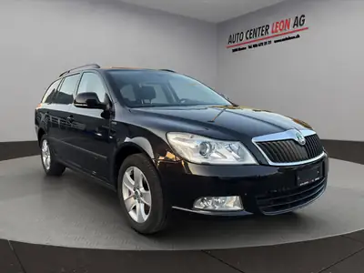 Skoda Octavia Combi 1.4 TSI — Familiale robuste, sans accident, sièges chauffants — Miniature 8