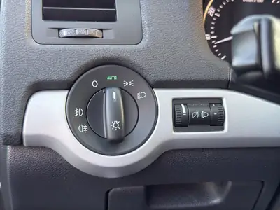Skoda Octavia Combi 1.4 TSI — Familiale robuste, sans accident, sièges chauffants — Miniature 22