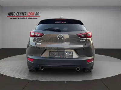 Mazda CX-3 2.0 Revolution AWD — Compact SUV fiable, tout-terrain et bien équipé — tableau de bord