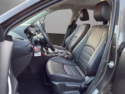 Mazda CX-3 2.0 Revolution AWD — Compact SUV fiable, tout-terrain et bien équipé — Miniature 9
