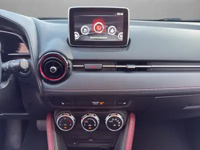 Mazda CX-3 2.0 Revolution AWD — Compact SUV fiable, tout-terrain et bien équipé — Miniature 15