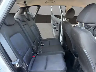Hyundai iX20 1.4 Comfort — Monospace compact fiable, entretien à jour, sans sinistre — Miniature 18